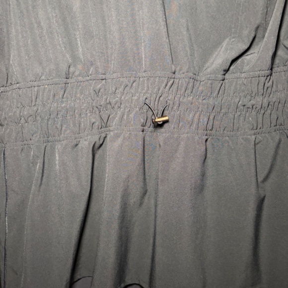 Lululemon Jacket - Picture 6 of 8